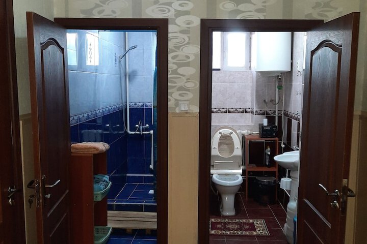 Room 2 of 8