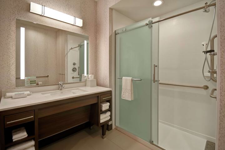 Bathroom shower