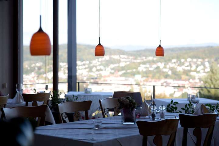 Dining 45 of 61