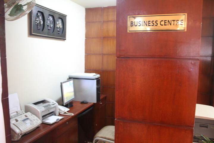 Business Center 46 of 53