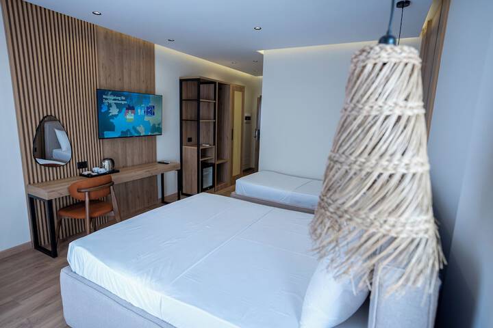 Room 15 of 44