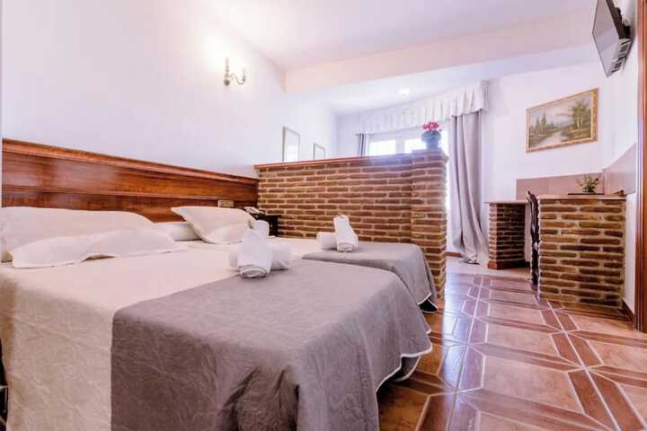 Room 9 of 45