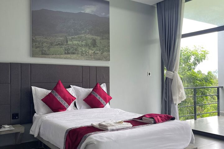 Room 2 of 21
