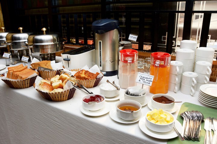 Breakfast/Coffee Service 27 of 35