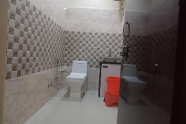 Room 12 of 14