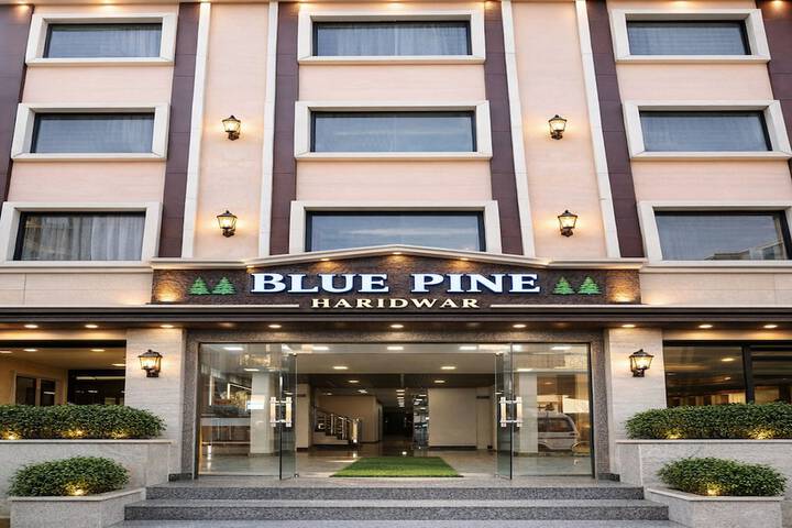 Hotel Blue Pine atHar Ki Pauri Road