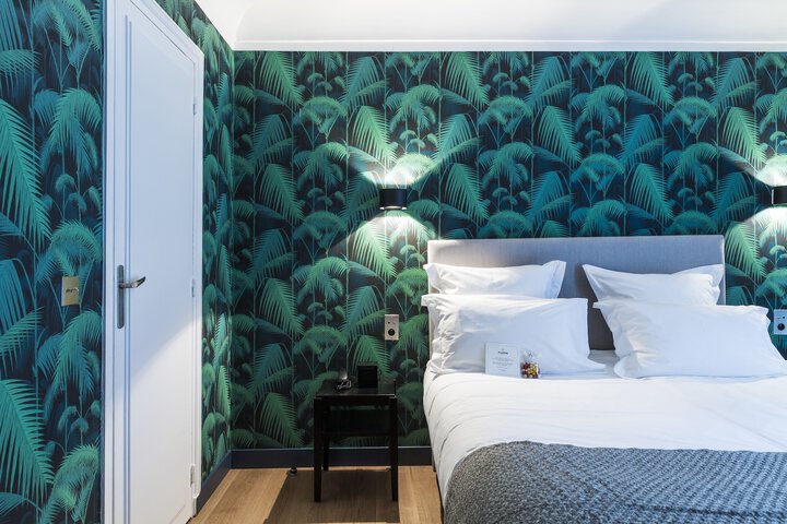 Room 55 of 120