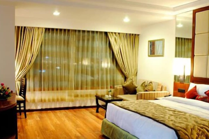 Room 7 of 34
