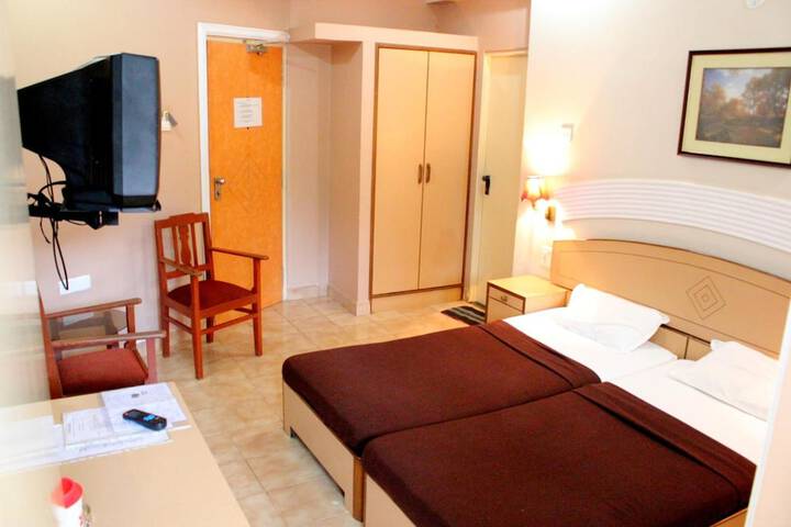 Room 22 of 32