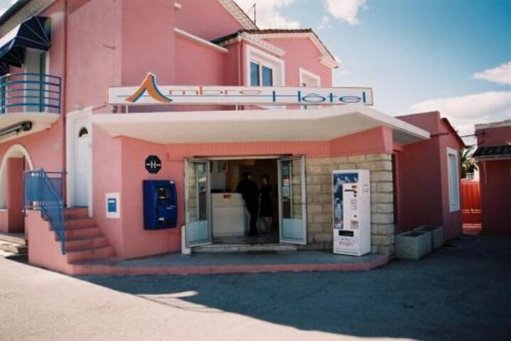General 10 of 25