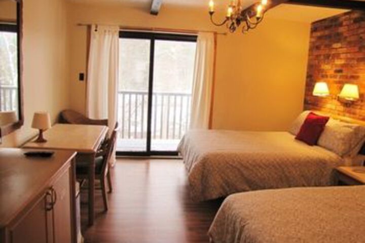Room 8 of 13