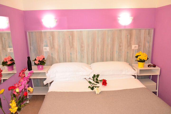 Room 18 of 52