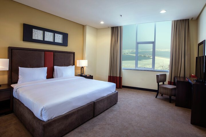 Room 6 of 45