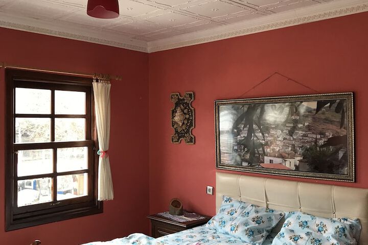 Room 17 of 29