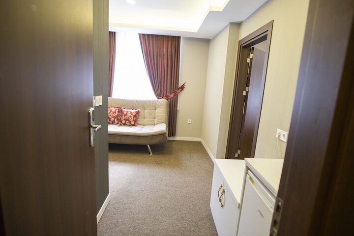 Room 18 of 54