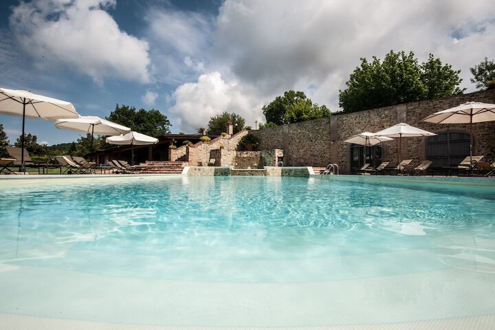 Pool 46 of 75