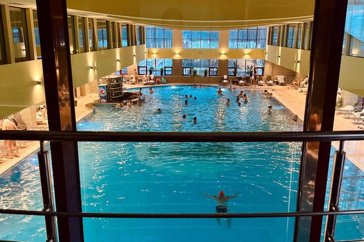 Hotel with Pool