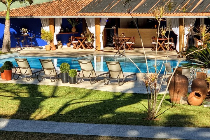 Pool 105 of 152