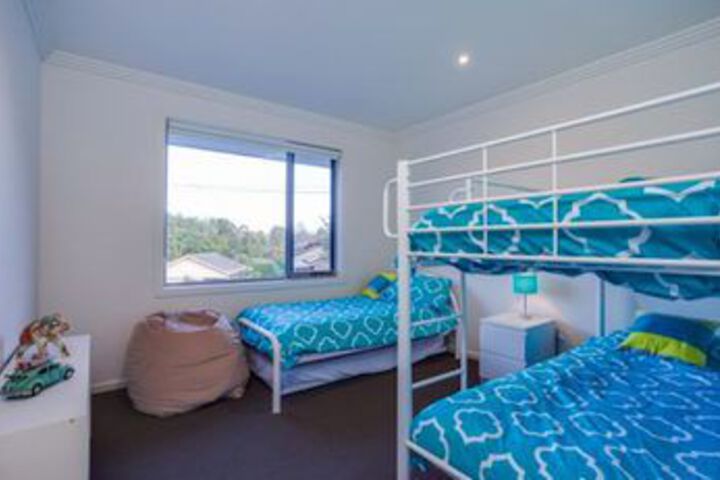 Room 4 of 11