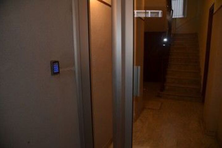 Room 7 of 20