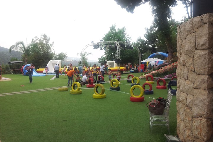 Childrens Activities 105 of 128