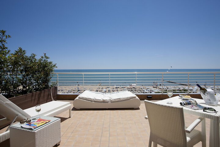 Terrace/Patio 53 of 136