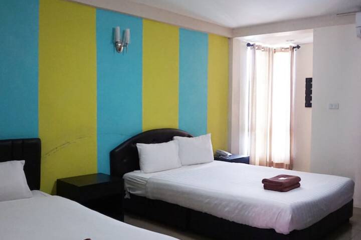 Room 12 of 67