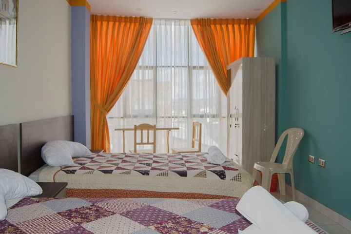 Room 4 of 14