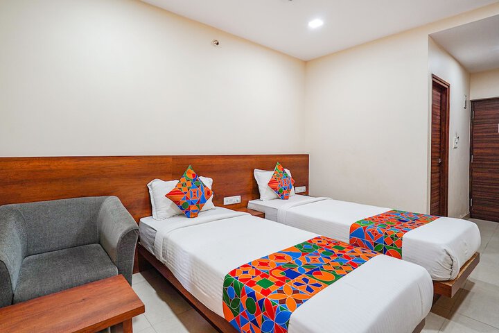 Room 16 of 32