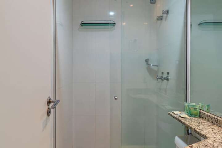 Room 18 of 48