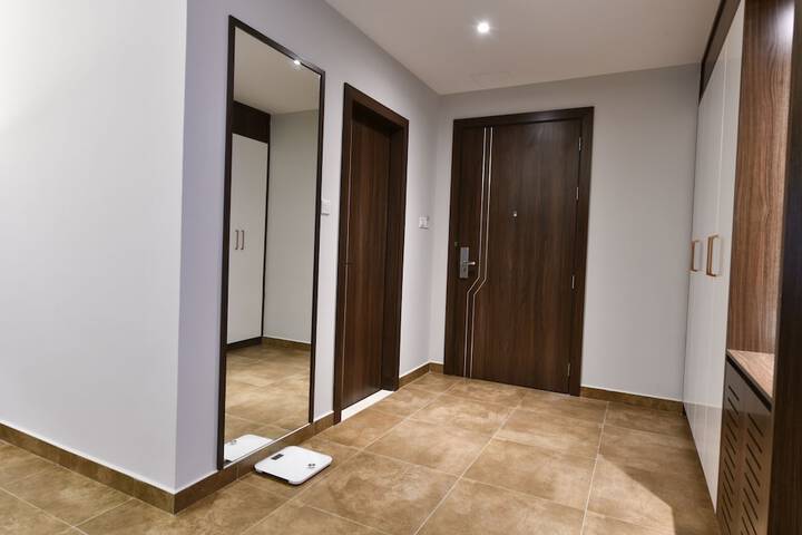 Room 10 of 42