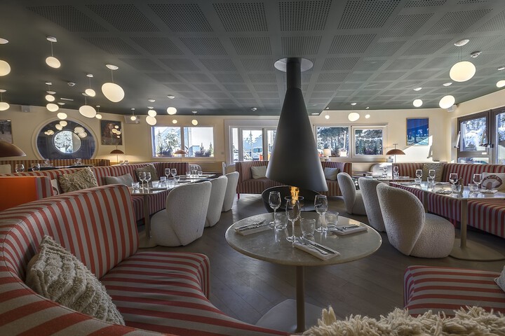 Dining 62 of 91