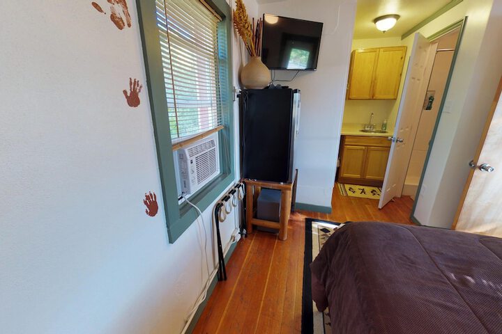Room 3 of 30