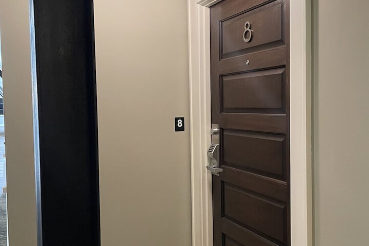 Ballroom/Hall 255 of 285