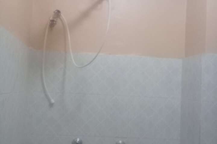 Room 9 of 13
