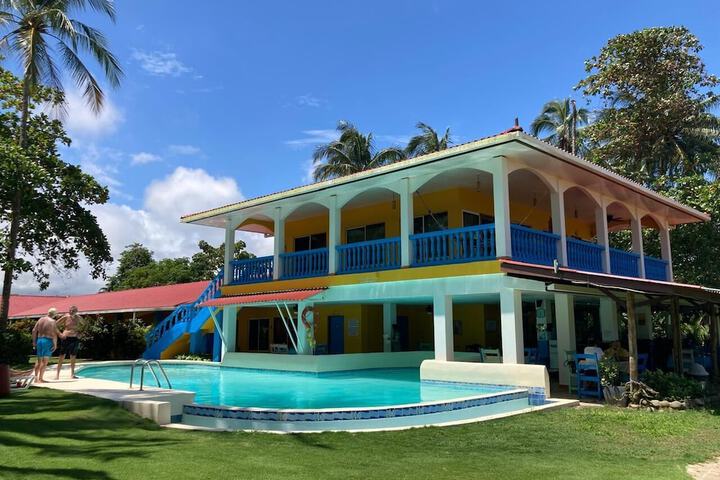 Pool 45 of 71