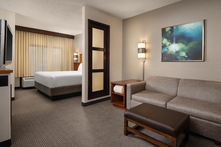 Room 20 of 53