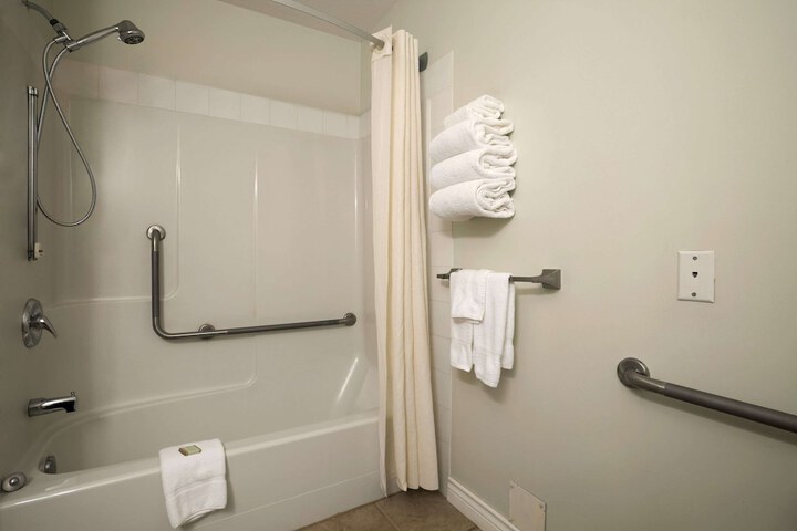 Room 14 of 17