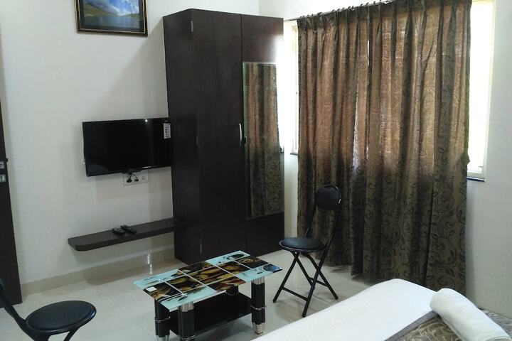 Room 16 of 35