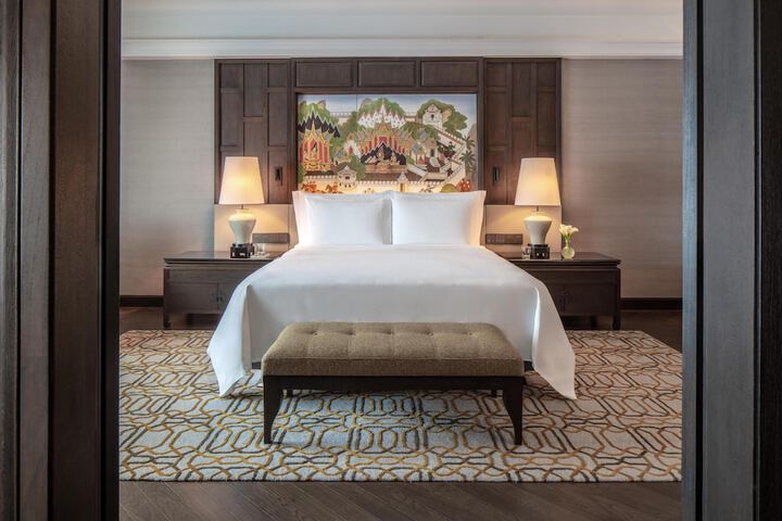 Room 43 of 152