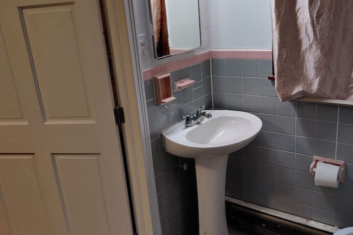Room 7 of 53