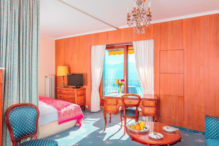 Room 30 of 114