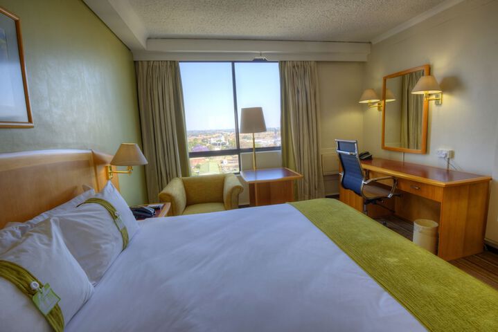 Room 15 of 128