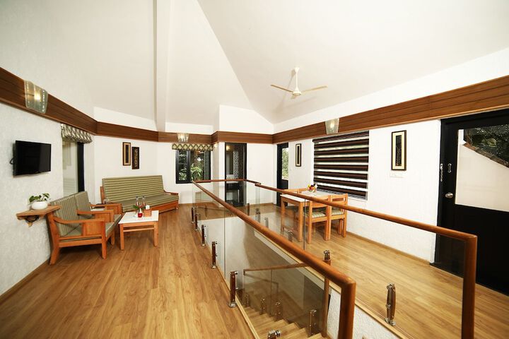 Room 15 of 64