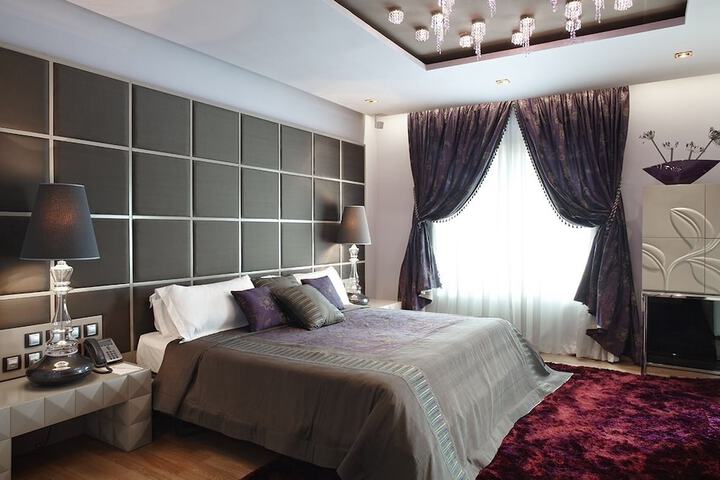 Room 3 of 25