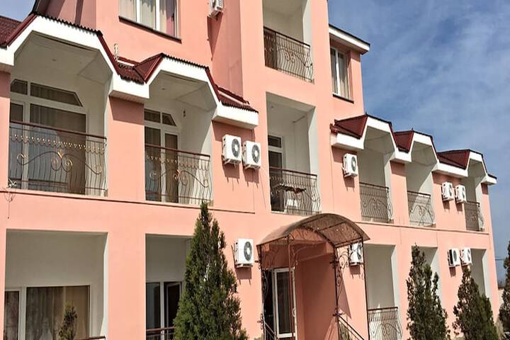 Hotel 62 of 93