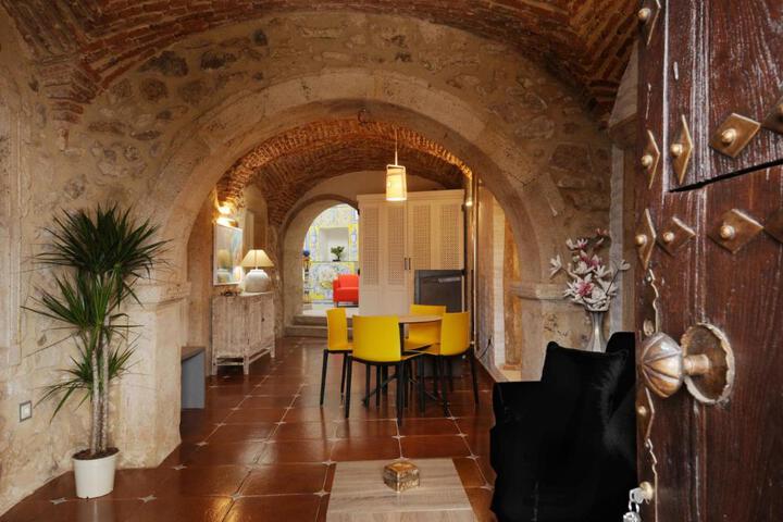 LA CASONA DE BAUTISTA 4 estrellas con piscina montanchez CACERES