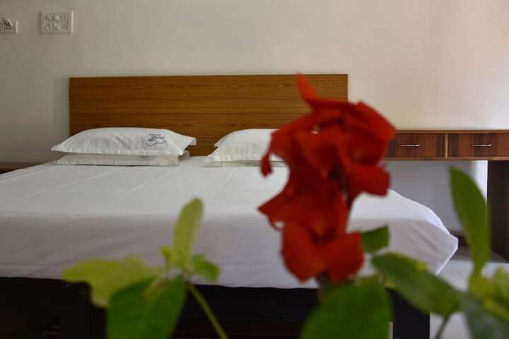 Room 14 of 65