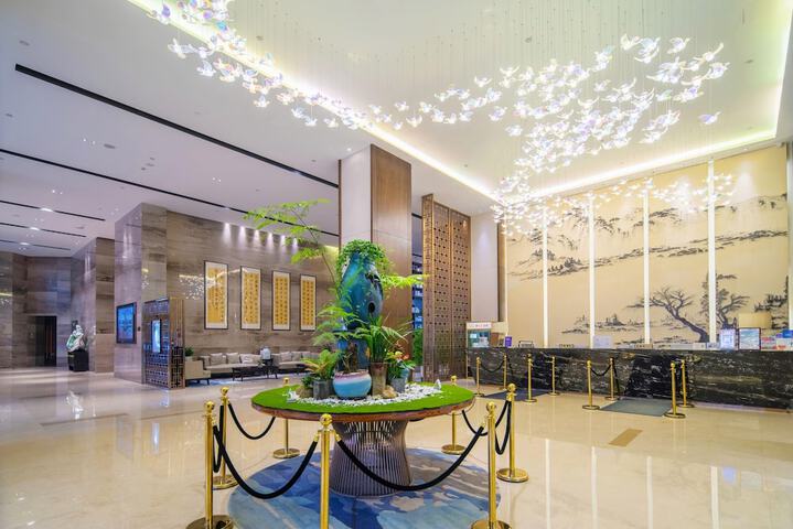 Guest Lobby