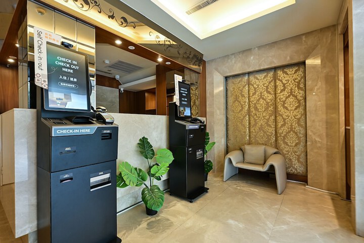 Lobby Photos